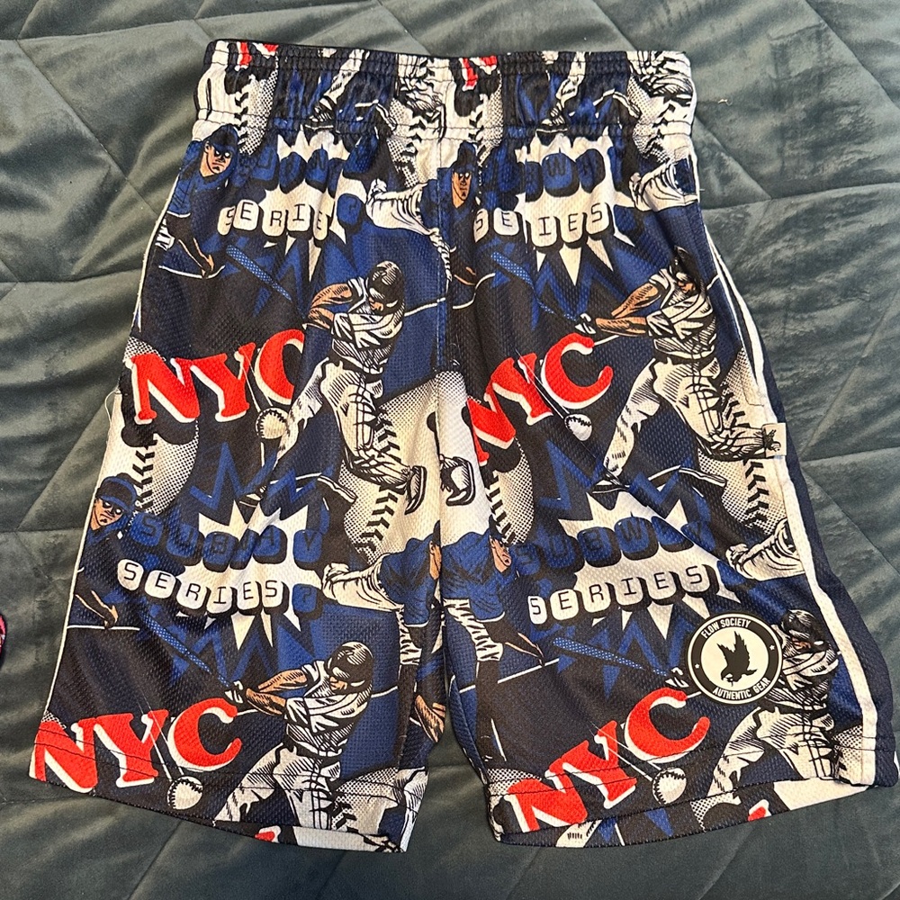 Dynamic NYC Graphic Men's Athletic Shorts - Blue and Red